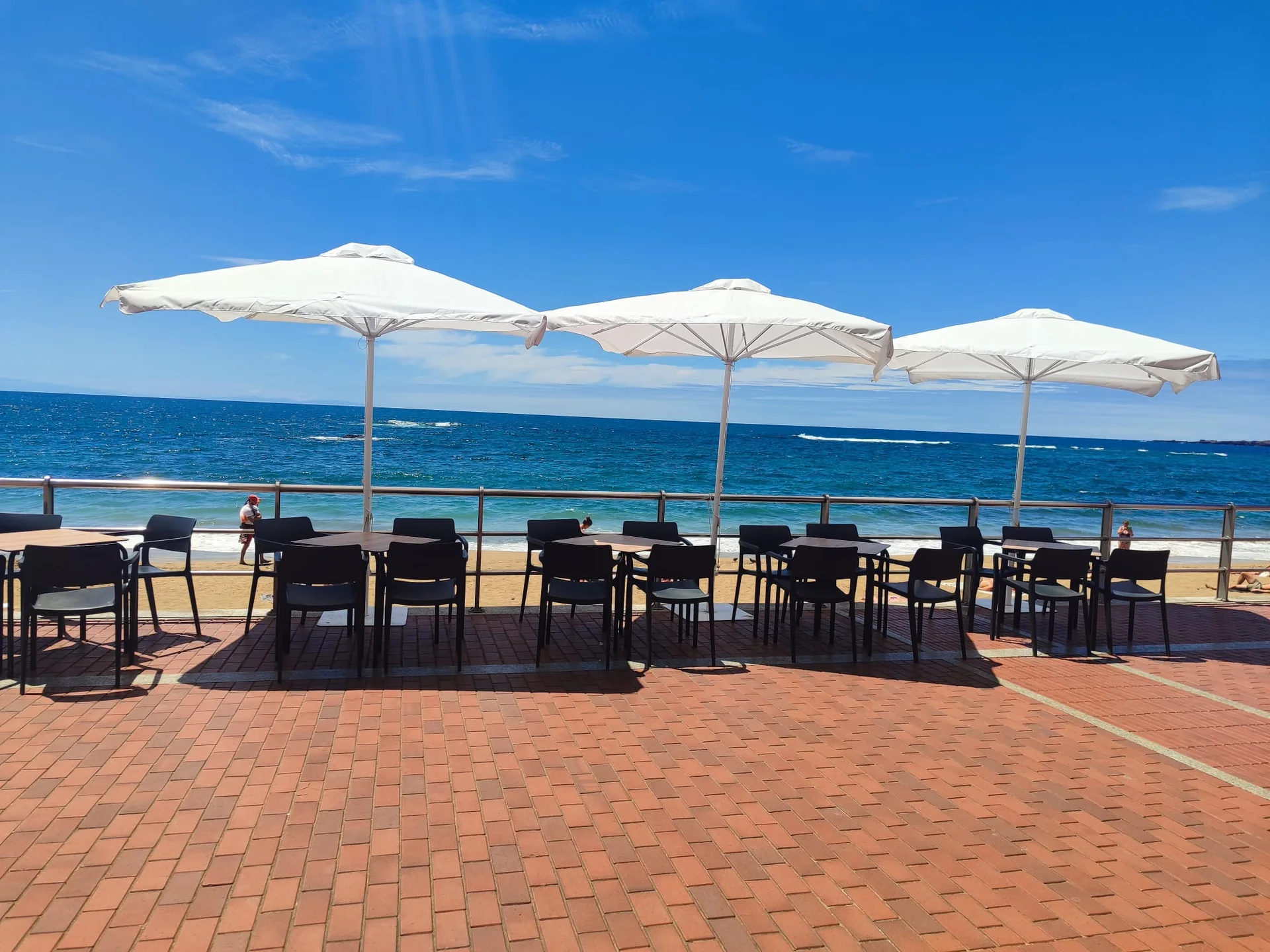 Terraza de Rasa con vista al mar en la playa de Las Canteras, Las Palmas de Gran Canaria